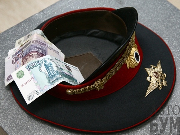 В Чите мошенники нашли способ зарабатывать на не внимательных водителях